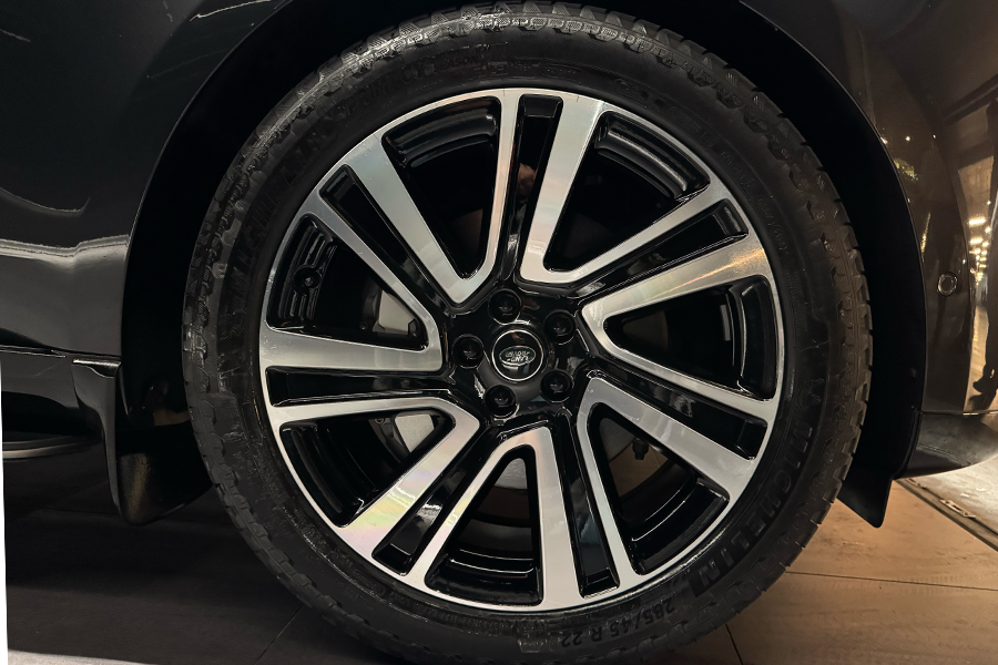 RANGE ROVER P460 HSE 